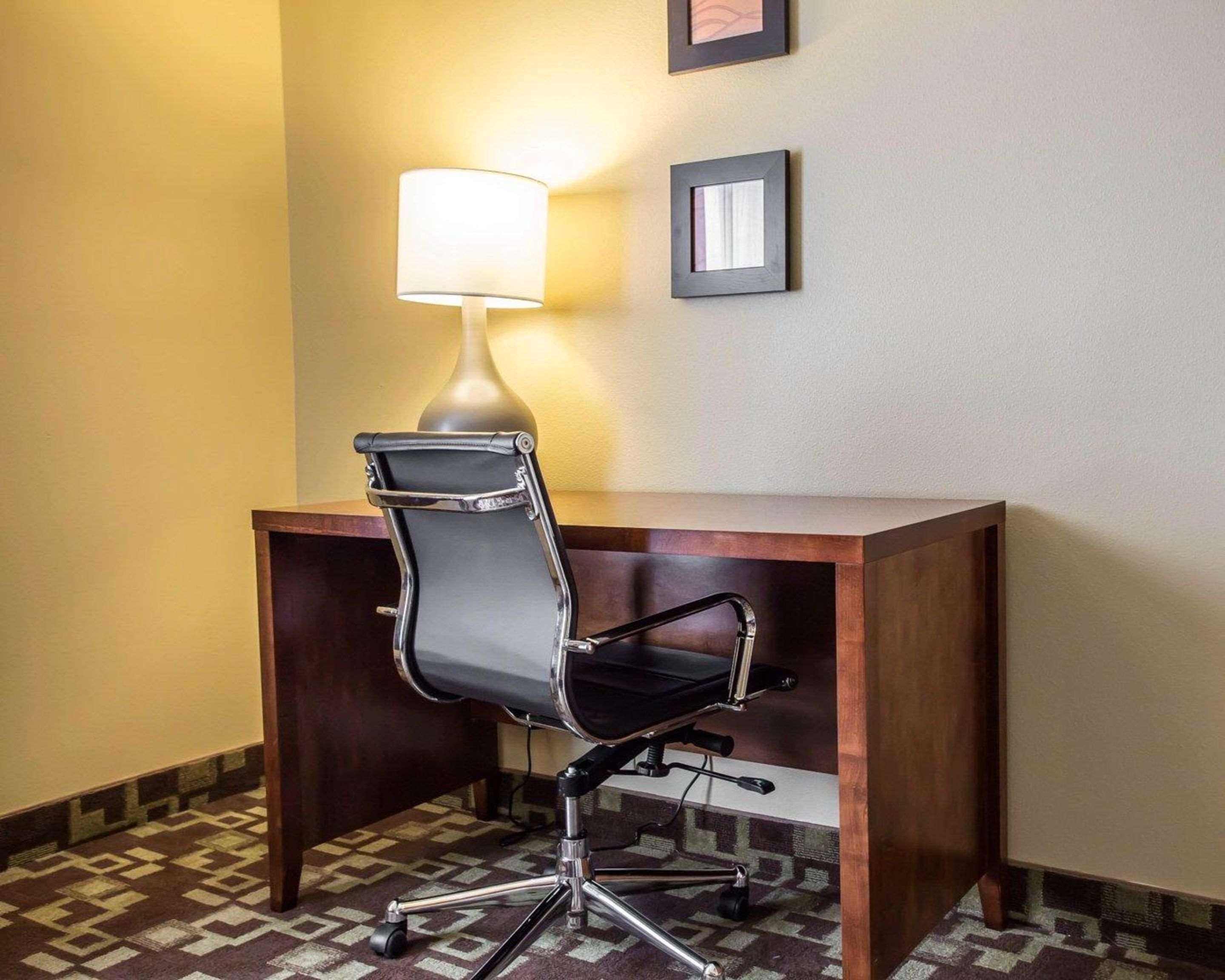 Comfort Inn & Suites Walterboro I-95 Buitenkant foto