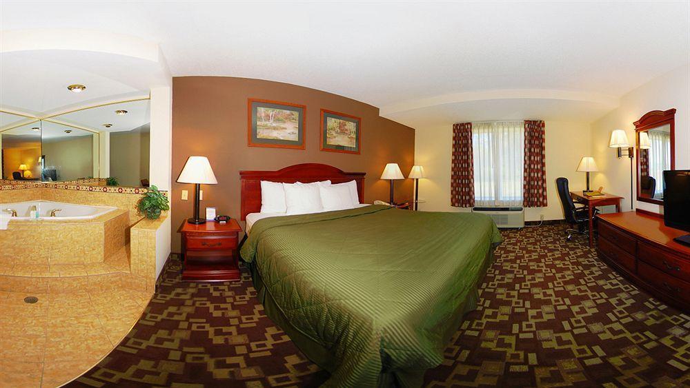 Comfort Inn & Suites Walterboro I-95 Buitenkant foto